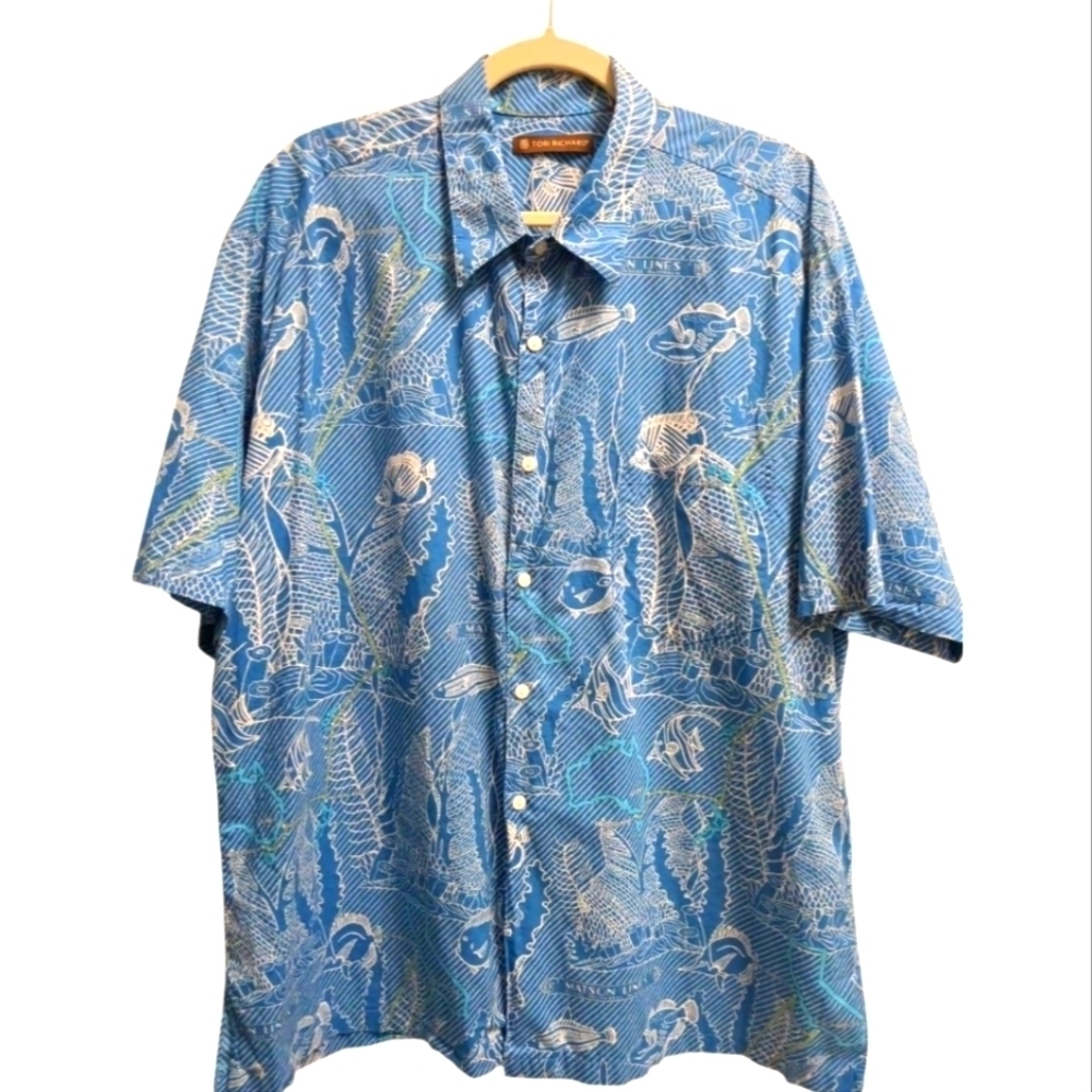 Tori Richard Short Sleeve Button Down Shirt Made In Hawaii All Over Fish Pattern